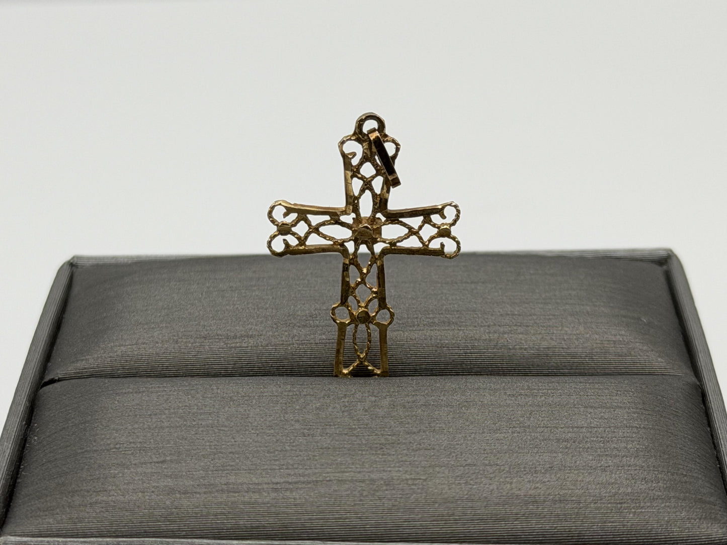 14k Filigree Christian Cross Crucifix Pendant Necklace w Compliment 18kGF Chain