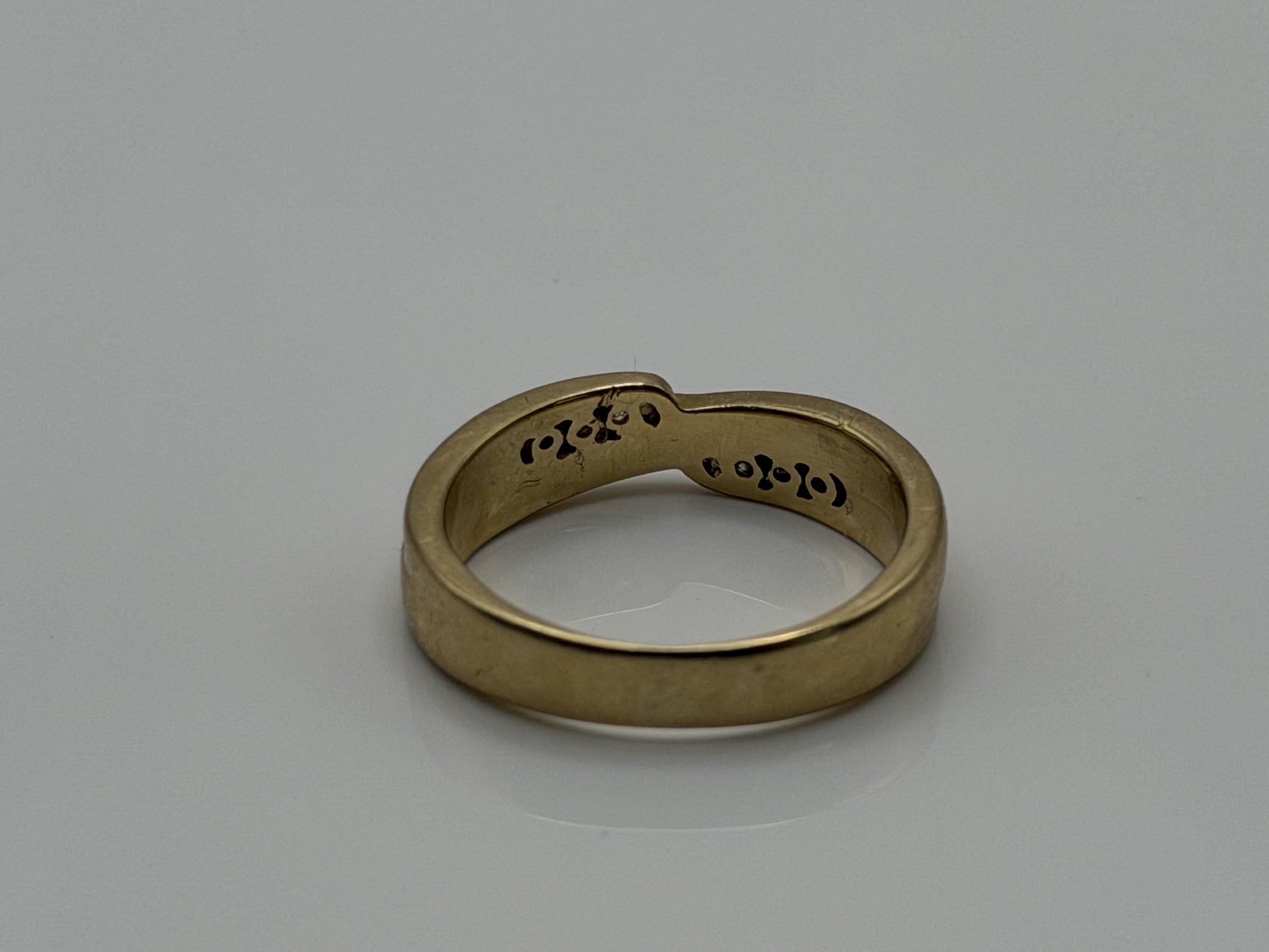 14k Yellow Gold Mens Diamond Ring. Wedding Ring. Anniversary Band Ring.