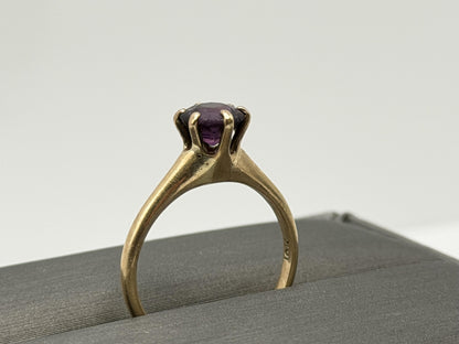10k Yellow Gold Amethyst Cathedral Setting Solitaire Ring.