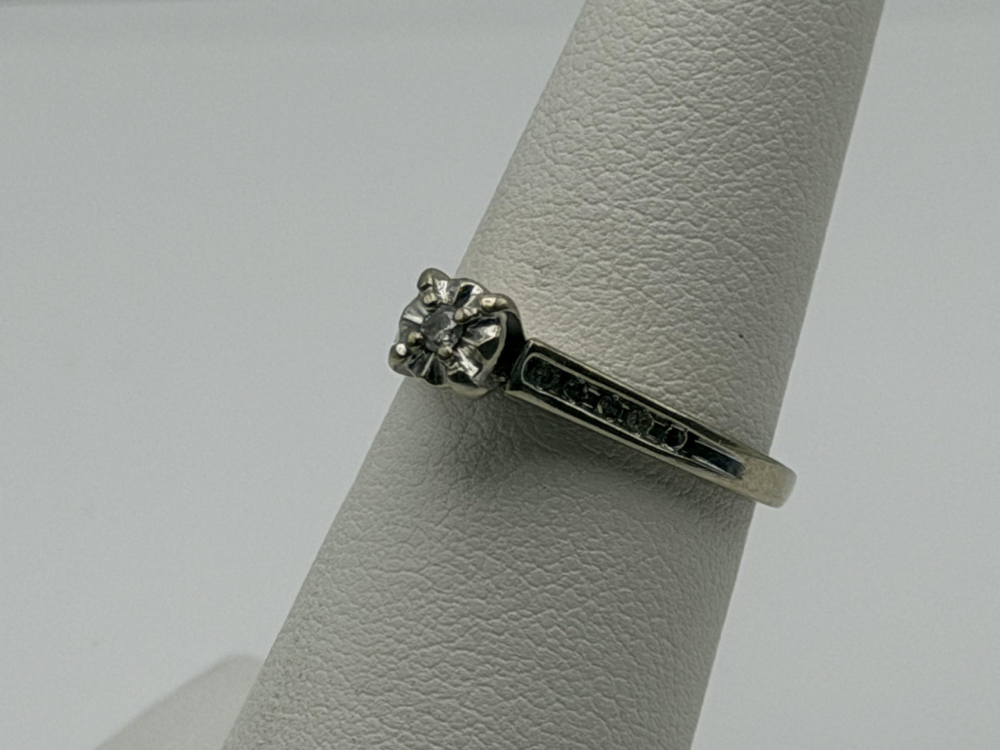10k White Gold Diamond Cathedral Vintage Style Engagement Ring Wedding Band