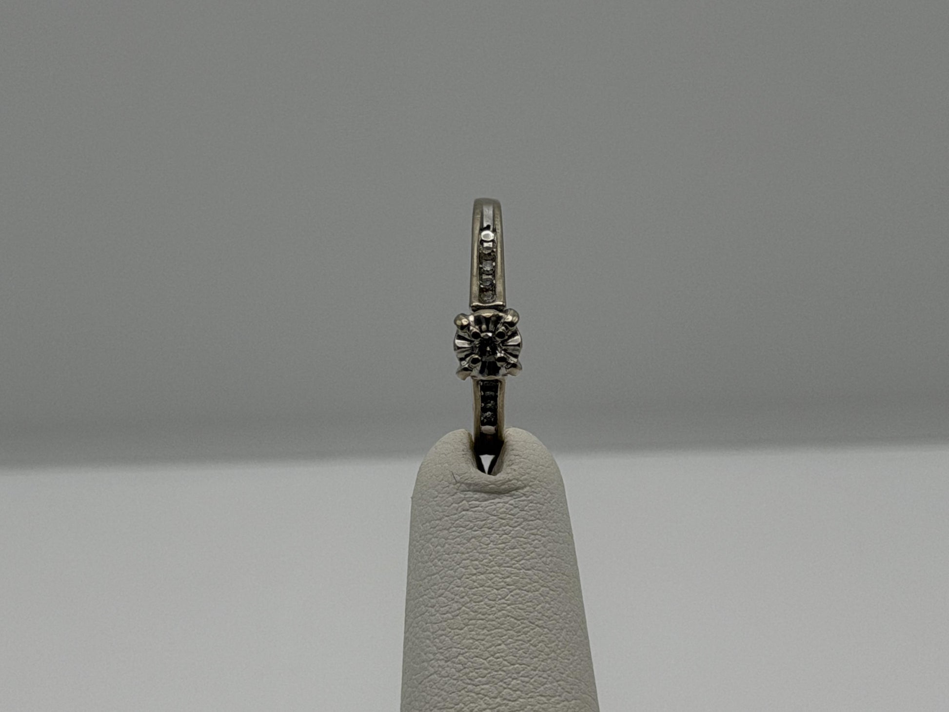 10k White Gold Diamond Cathedral Vintage Style Engagement Ring Wedding Band