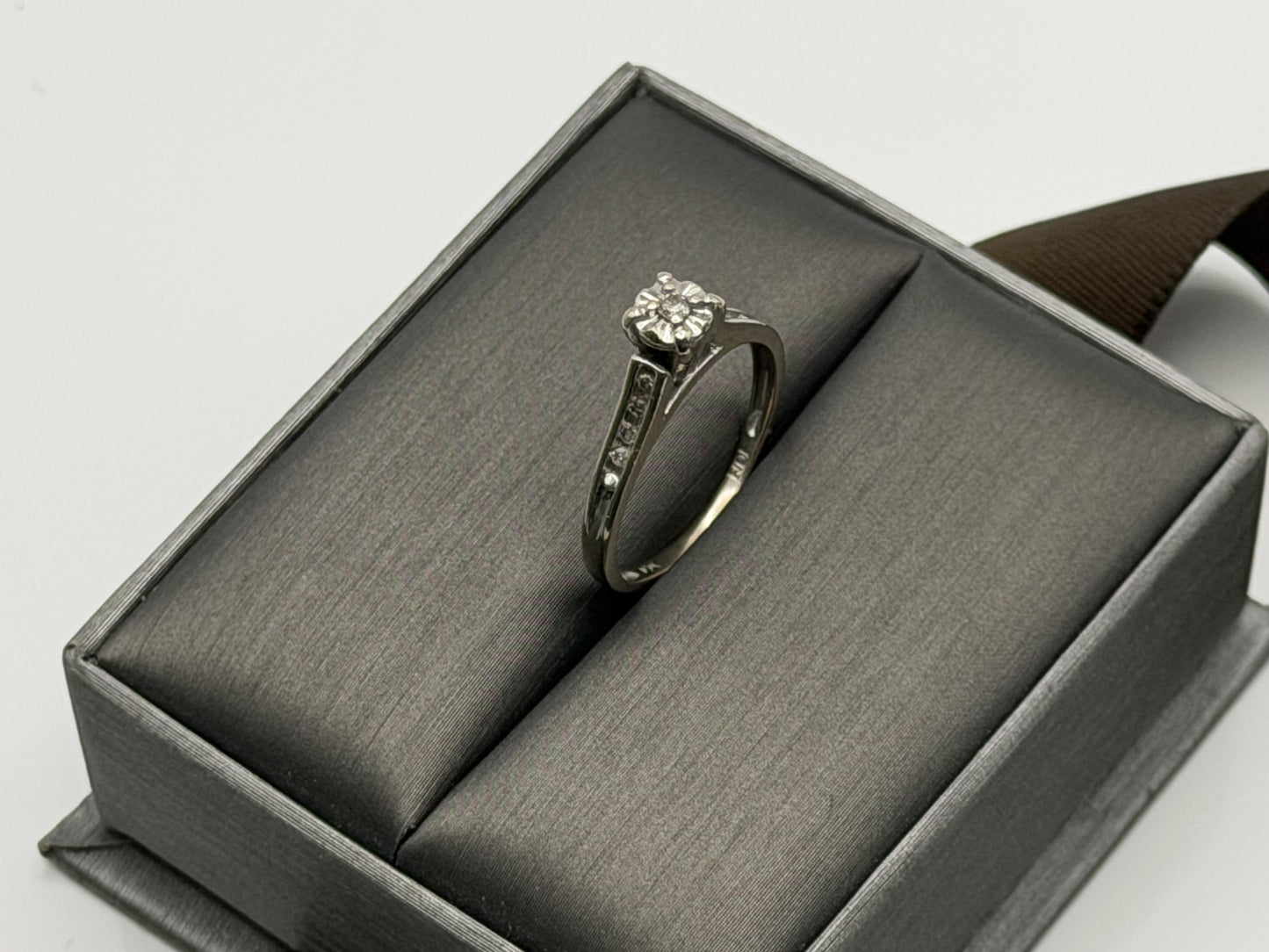 10k White Gold Diamond Cathedral Vintage Style Engagement Ring Wedding Band