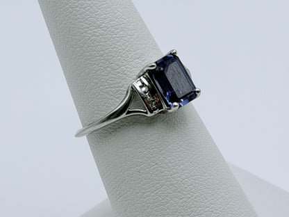 10k White Gold Blue Sapphire Diamond Ring. Cocktail Ring. Promise Ring.