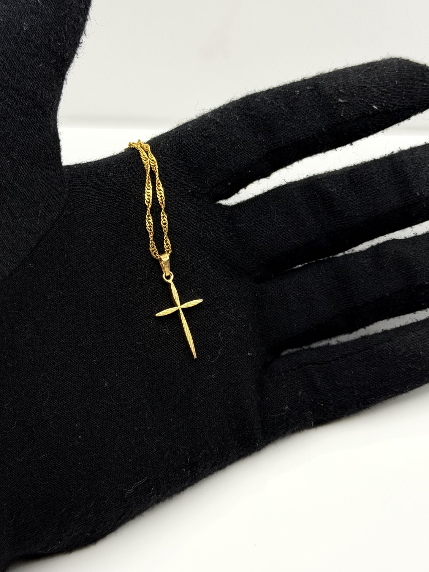 10k Yellow Gold Textured Christian Cross Pendant Necklace Chain