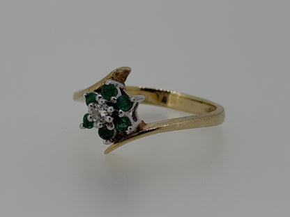 14k Yellow Gold Diamond and Green Emerald Flower Ring Dainty Flower Band