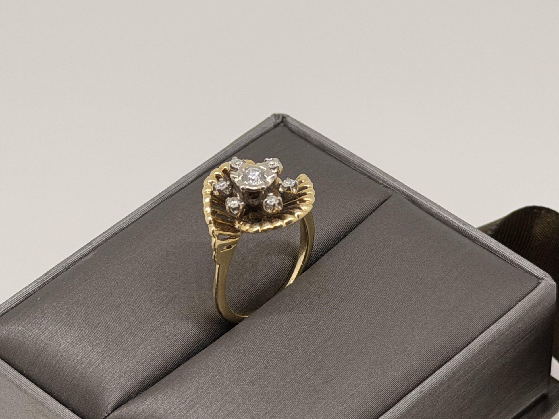 14k Yellow Gold Vintage Diamond Cluster Statement Ring