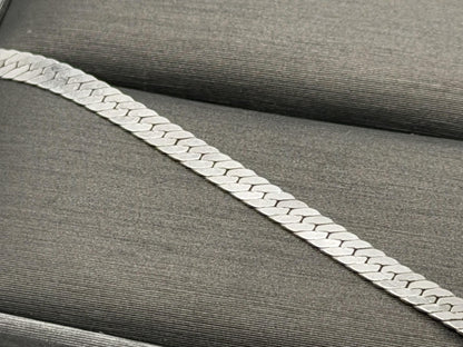 14k Specialty White Gold Herring Bone Chain ITALY 7" Bracelet