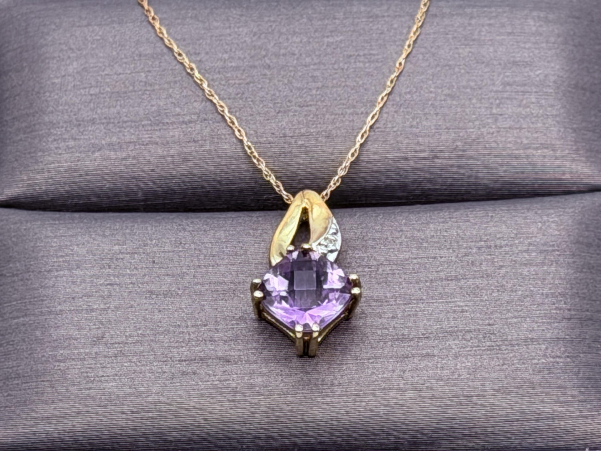 10k Yellow Gold Amethyst Diamond Pendant Necklace 18" Chain