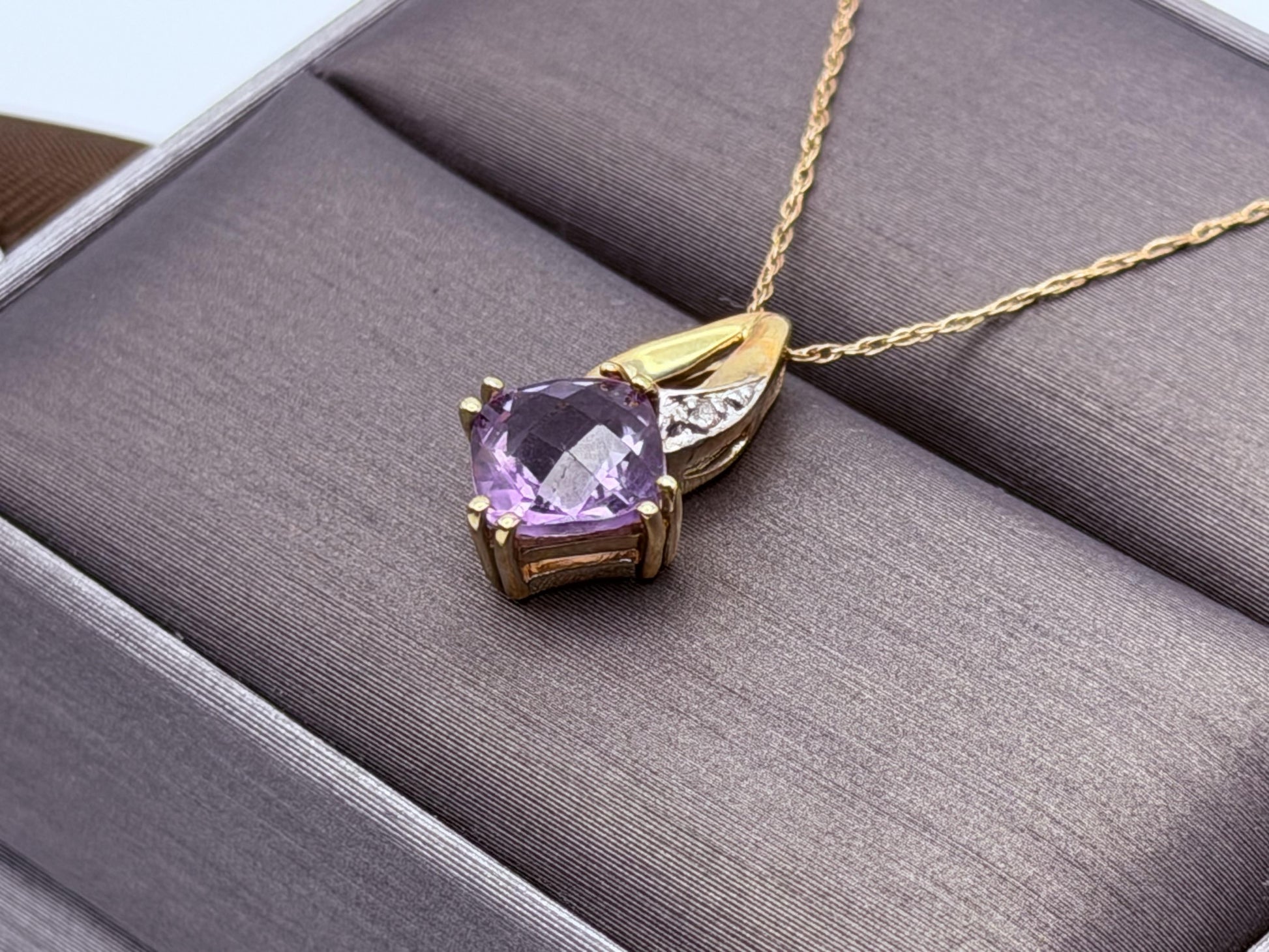 10k Yellow Gold Amethyst Diamond Pendant Necklace 18" Chain