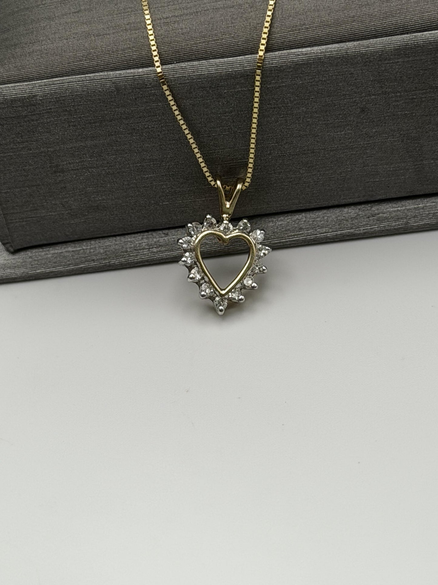14K Yellow Gold  Diamond Love Heart Gold Box Chain Heart Pendant Necklace
