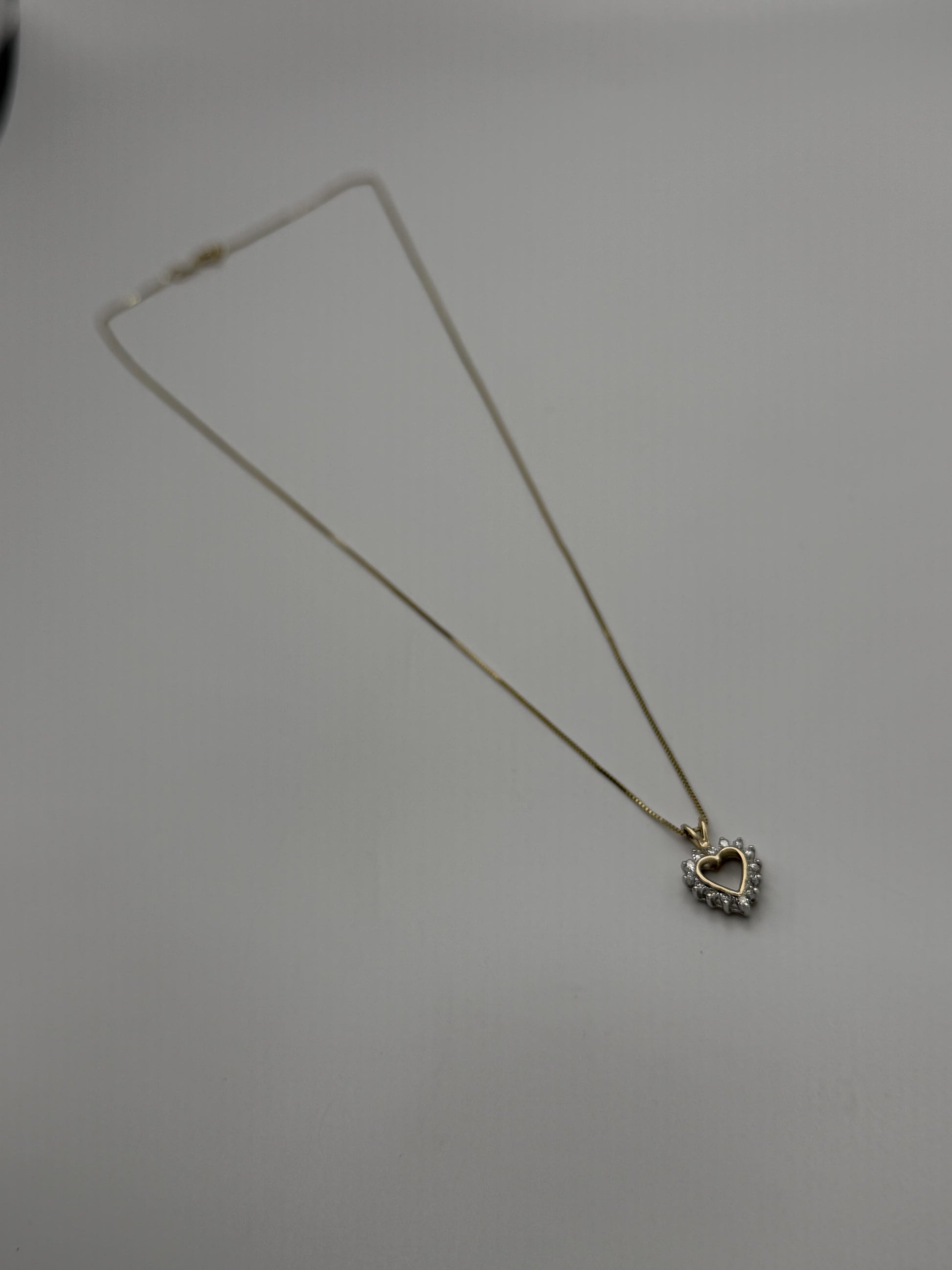 14K Yellow Gold  Diamond Love Heart Gold Box Chain Heart Pendant Necklace