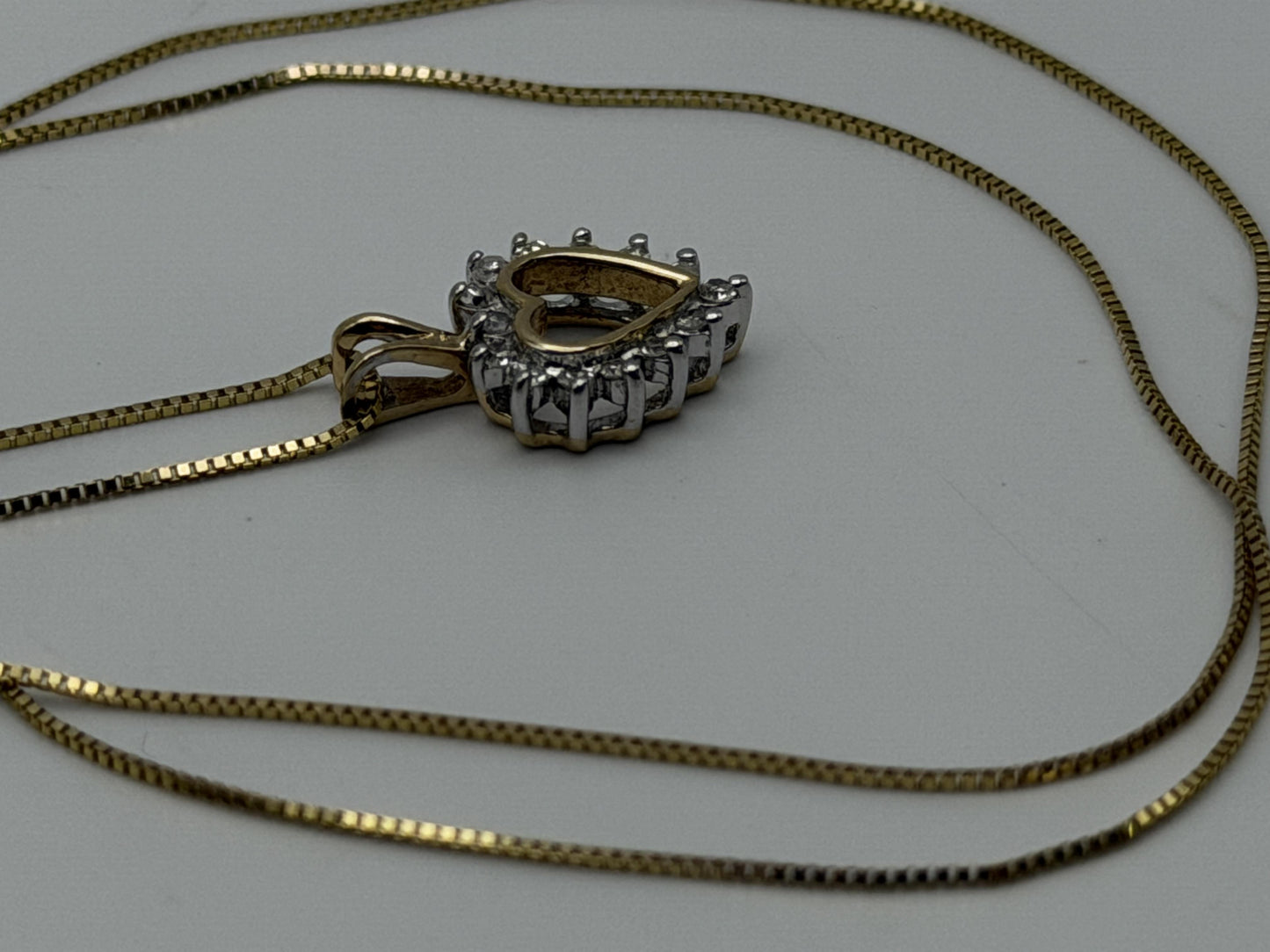14K Yellow Gold  Diamond Love Heart Gold Box Chain Heart Pendant Necklace