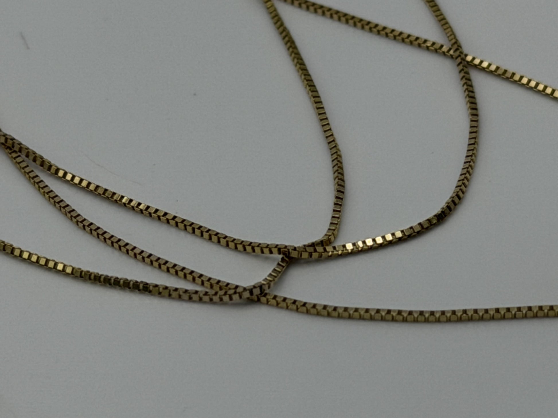 14K Yellow Gold  Diamond Love Heart Gold Box Chain Heart Pendant Necklace