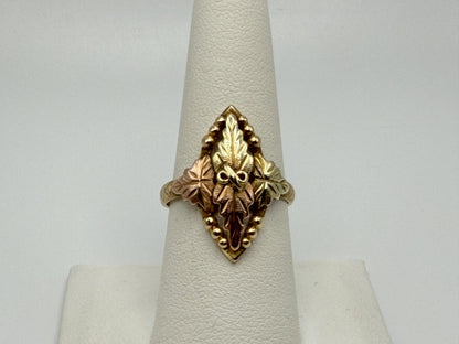 Vintage 10k Black Hills Gold Leaf Multi-Tone Gold Signet Statement Ring