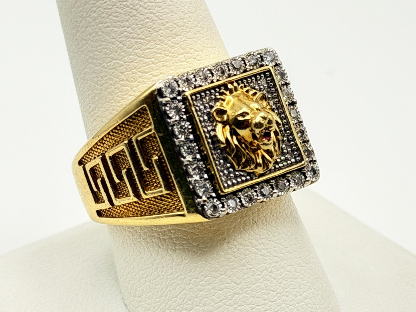 Vintage 10k Solid Gold Mens Diamond & Ruby Lion King Statement Ring 7.8gr