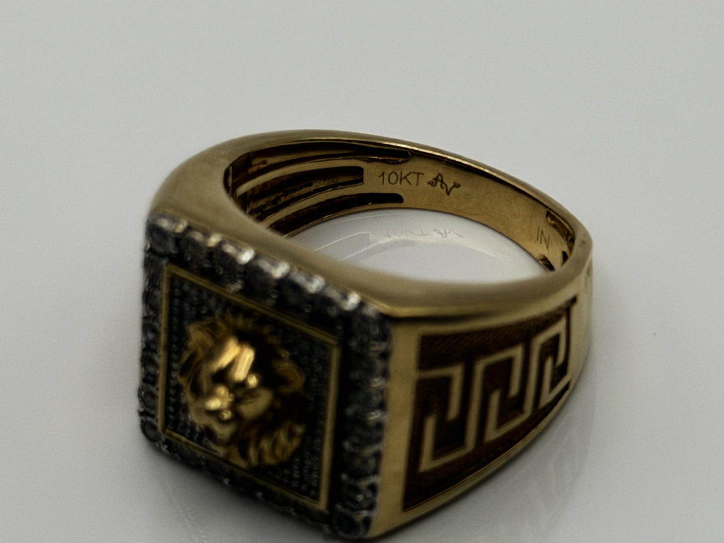 Vintage 10k Solid Gold Mens Diamond & Ruby Lion King Statement Ring 7.8gr