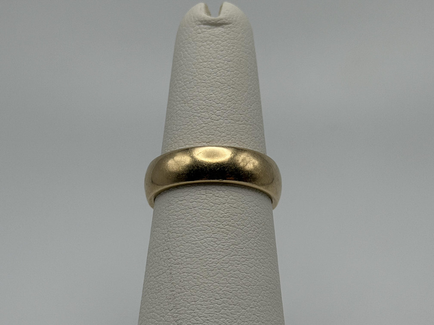 14k Heavy 5.8gr Solid Gold JR Wood Plain Comfort Fit Ring 5.5 mm Wedding Cigar