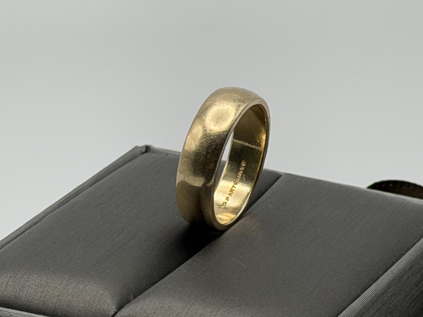 14k Heavy 5.8gr Solid Gold JR Wood Plain Comfort Fit Ring 5.5 mm Wedding Cigar