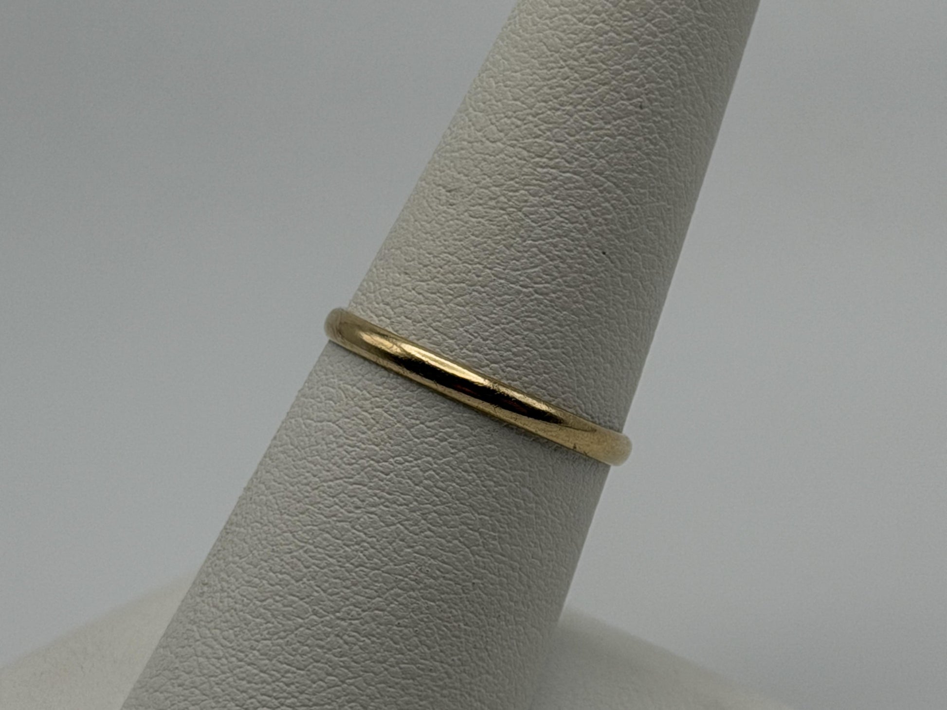 14k Yellow Gold Comfort Fit Wedding Band Anniversary Ring