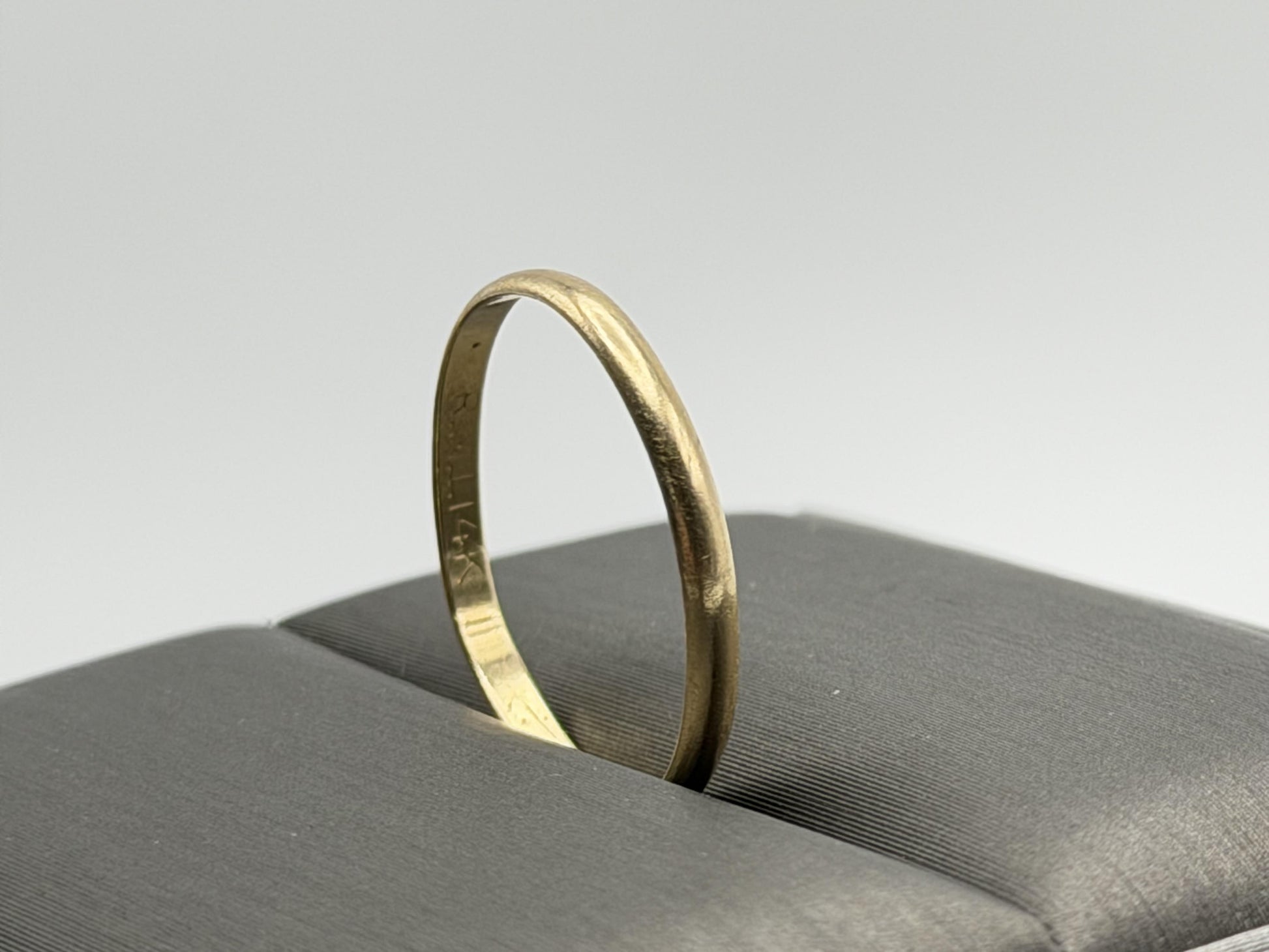14k Yellow Gold Comfort Fit Wedding Band Anniversary Ring