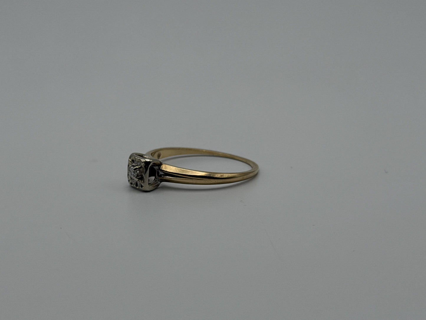 14k Yellow and White Gold Diamond Solitaire Wedding Ring. Engagement Ring