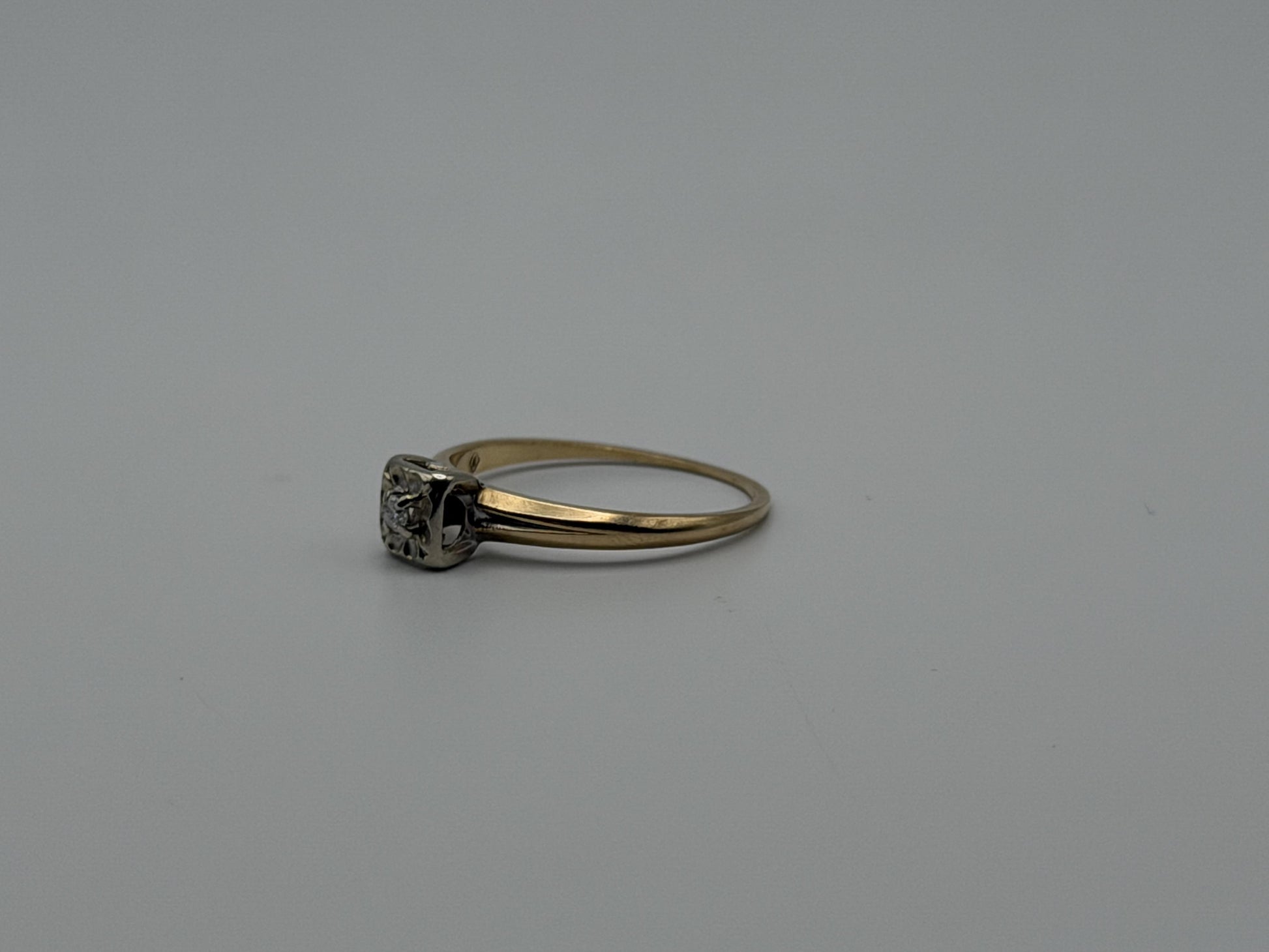 14k Yellow and White Gold Diamond Solitaire Wedding Ring. Engagement Ring