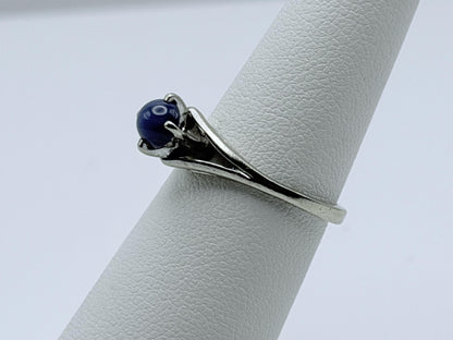 10k White Gold Blue Star Sapphire Solitare Cocktail Ring