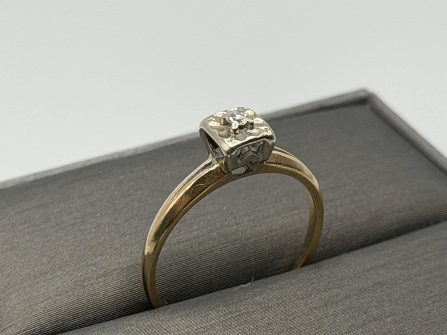 14k Yellow and White Gold Diamond Solitaire Wedding Ring. Engagement Ring