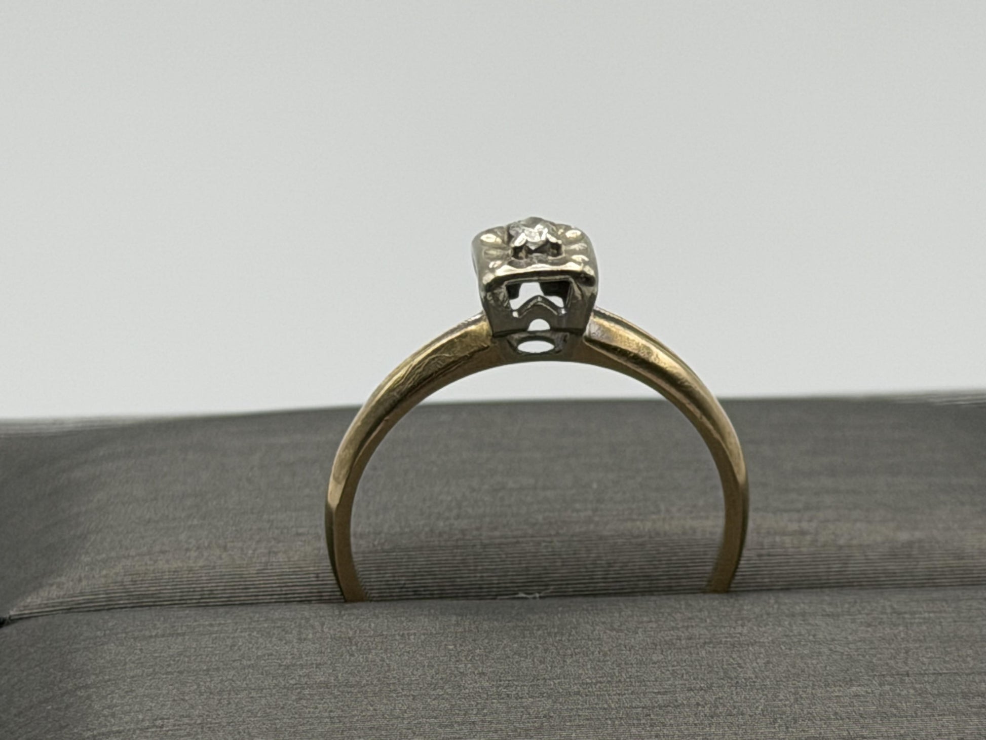 14k Yellow and White Gold Diamond Solitaire Wedding Ring. Engagement Ring