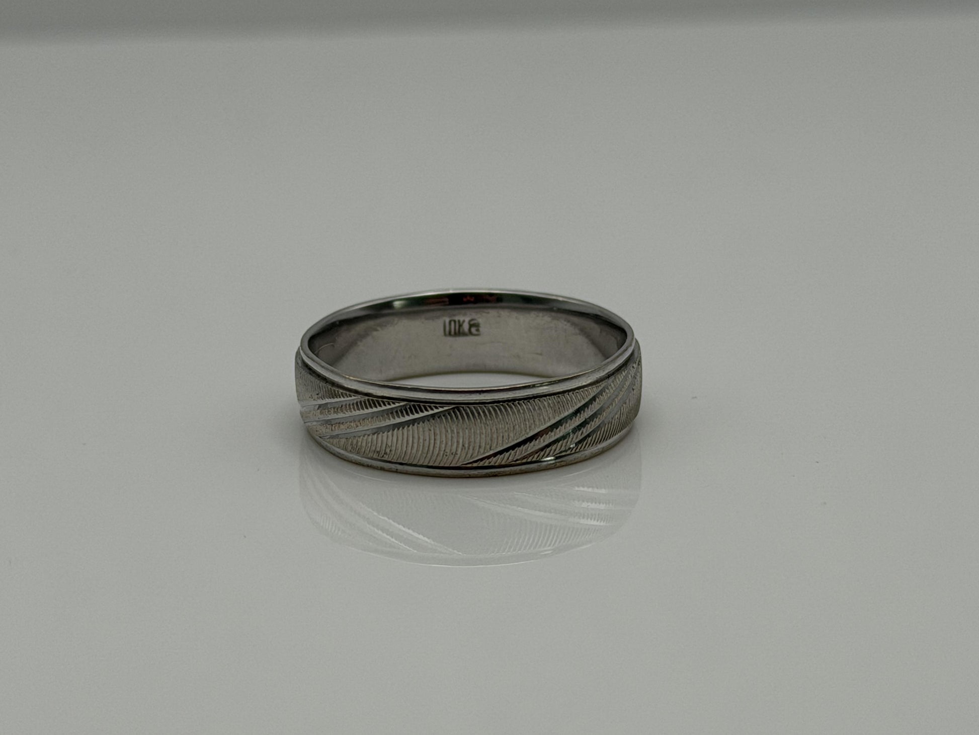 10K White Gold Men’s Wide 6mm Heavy Wedding Textured Band Ring Vintage