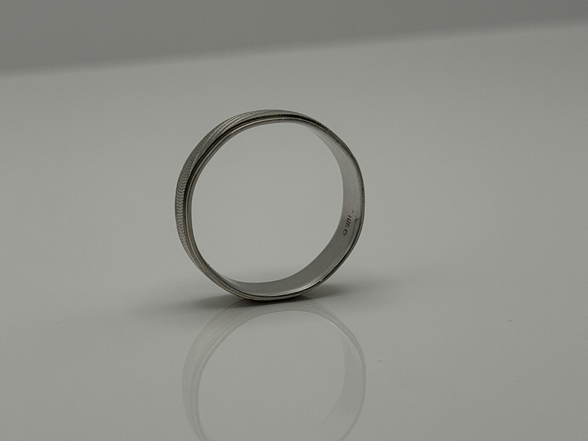 10K White Gold Men’s Wide 6mm Heavy Wedding Textured Band Ring Vintage