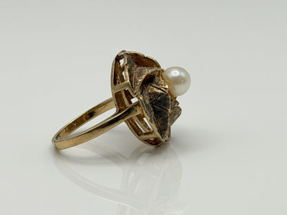 10k Gold Heavy Pearl Floral Ring Vintage Leaf Design Statement Ring