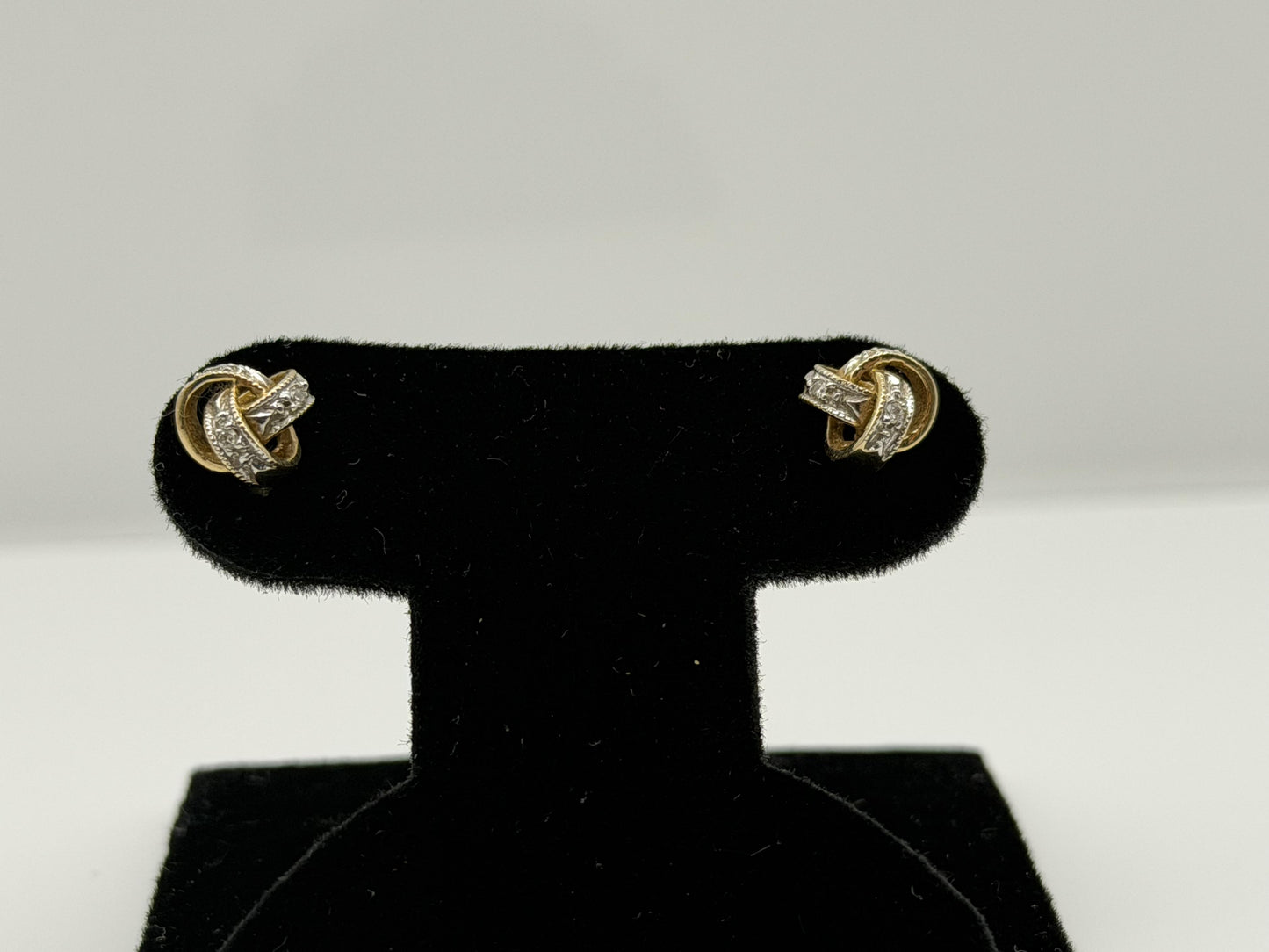 Italy 14K Gold Diamond Knot Stud Earrings Elegant Two-Tone Rope Design Jewelry