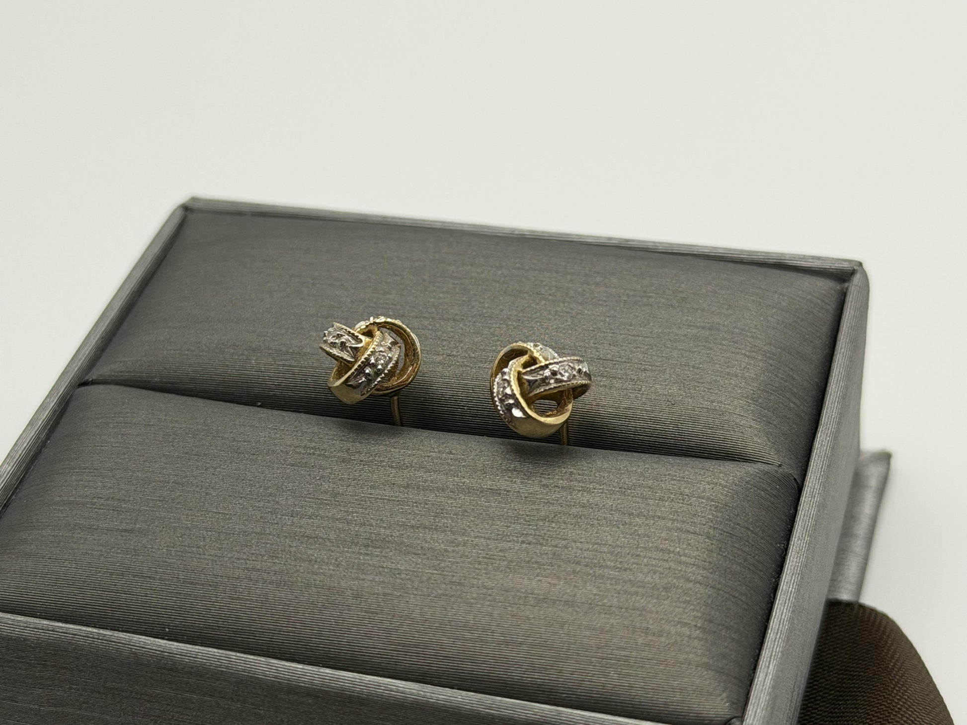 Italy 14K Gold Diamond Knot Stud Earrings Elegant Two-Tone Rope Design Jewelry