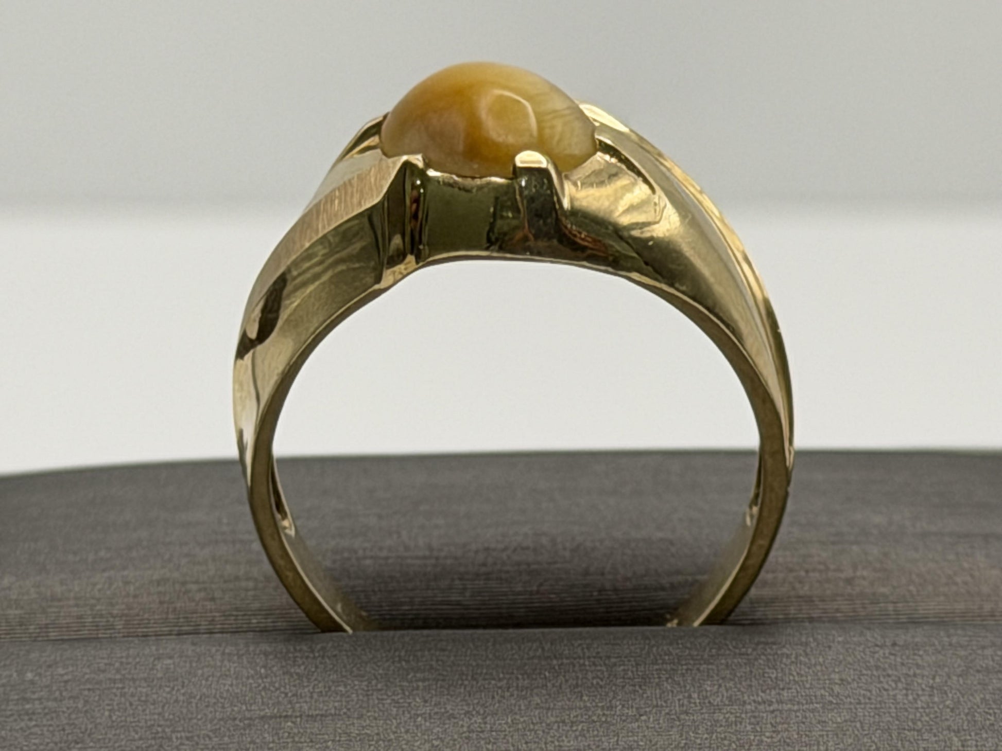 10k Yellow Gold Tiger Eye Statement Cocktail Ring.