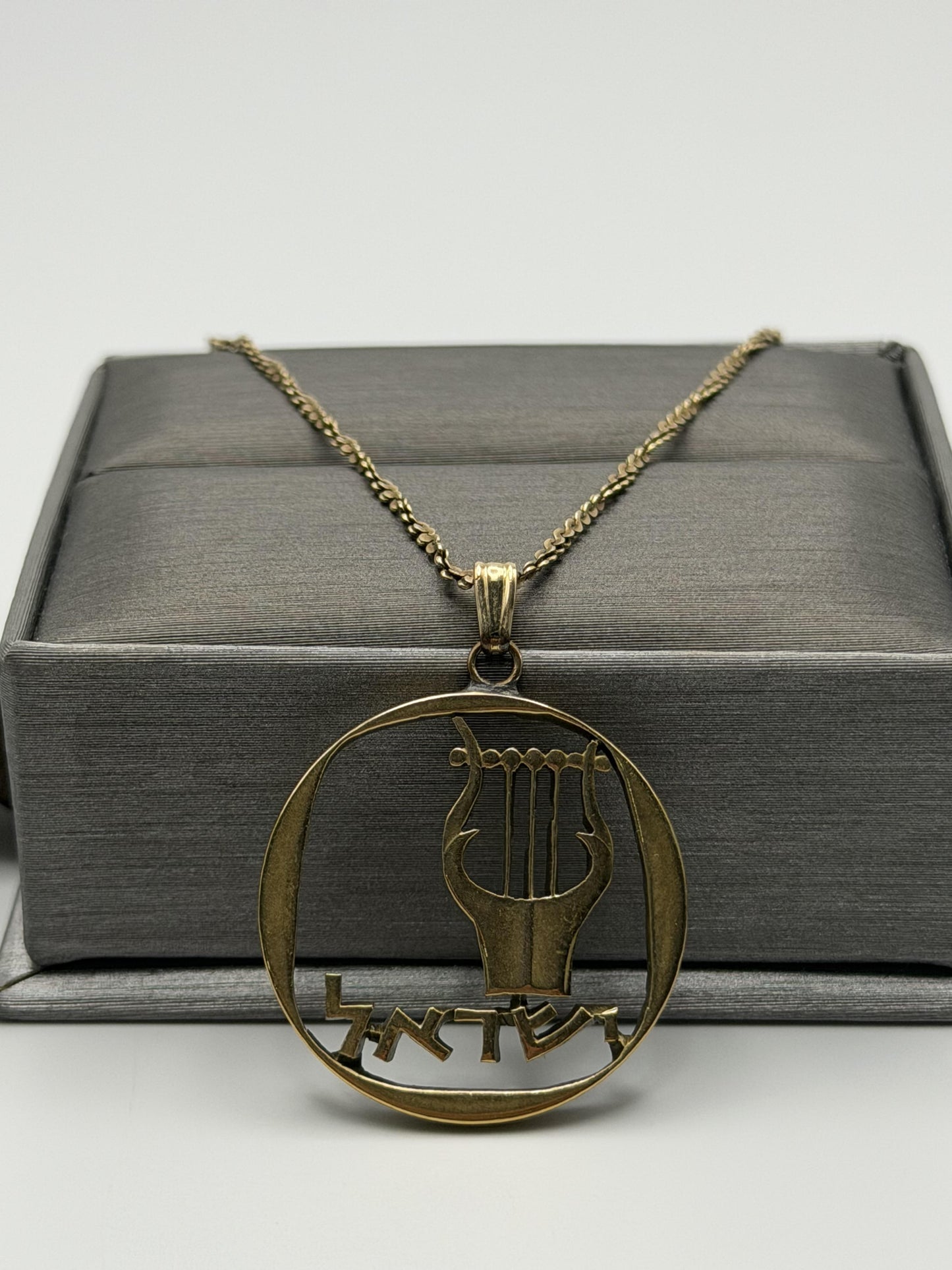 14K Gold Israel Aragot Silhouette Harp King David's Coin Pendant Necklace