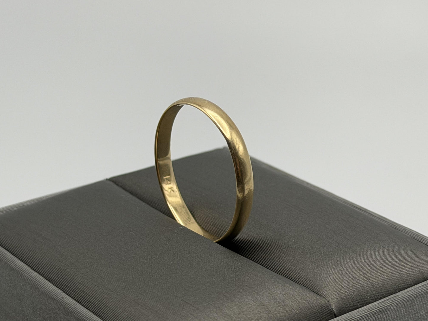 14k Yellow Gold 3mm Wedding Band Comfort Fit Wedding Ring. Anniversary Band.