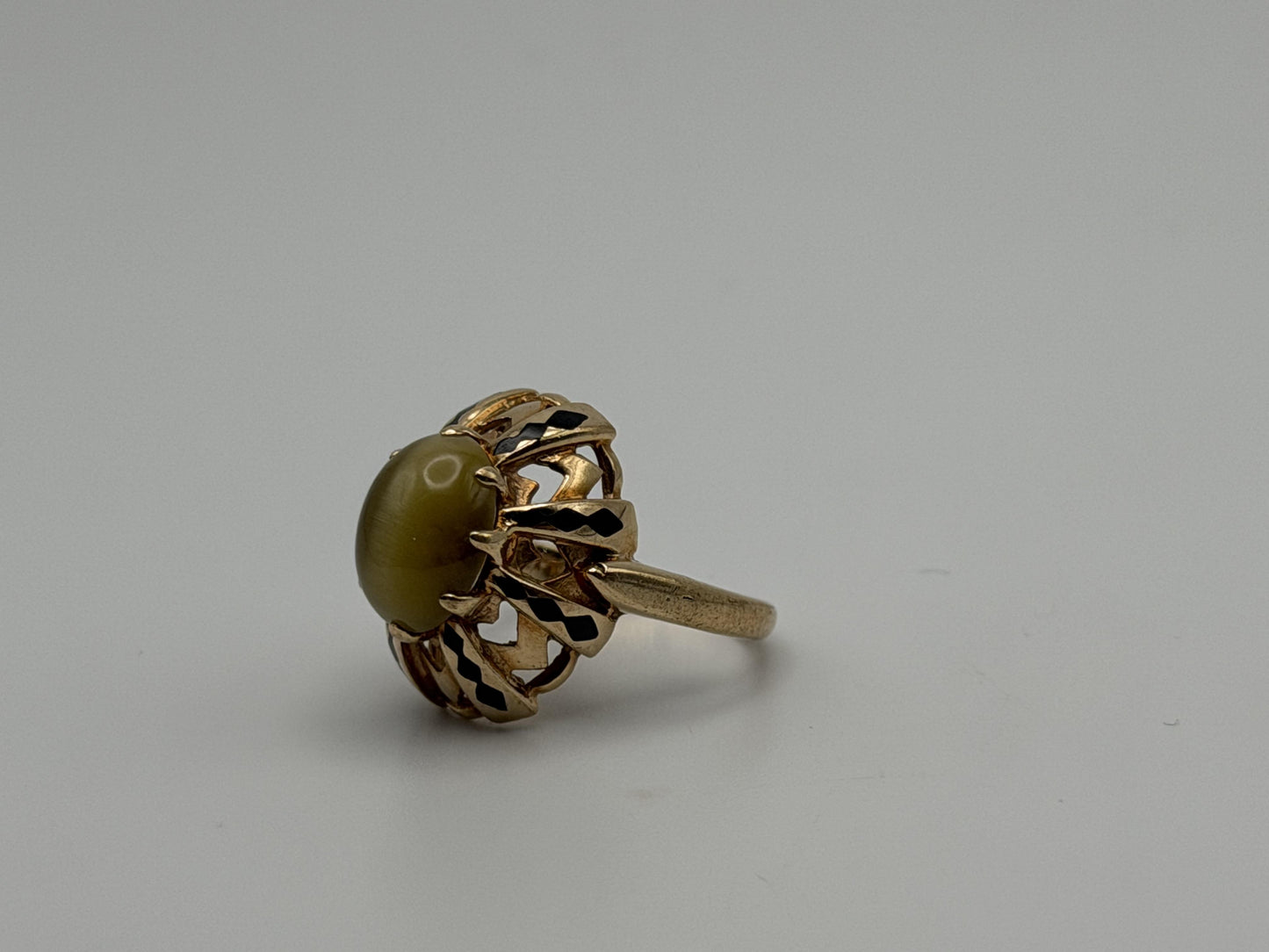 Vintage 10k Yellow Gold Cat's Eye Chrysoberyl Ring Oval Shape Dinner Ring