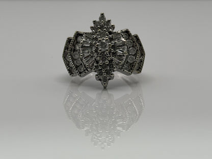 14k White Gold Diamond 1.25 CTW Cluster Ring Vintage Cocktail Ring.