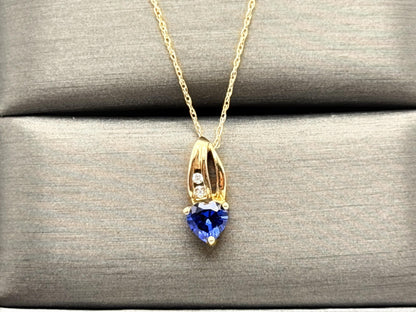 10k Gold Diamond & Blue Sapphire Heart Love Pendant 18" Chain Necklace