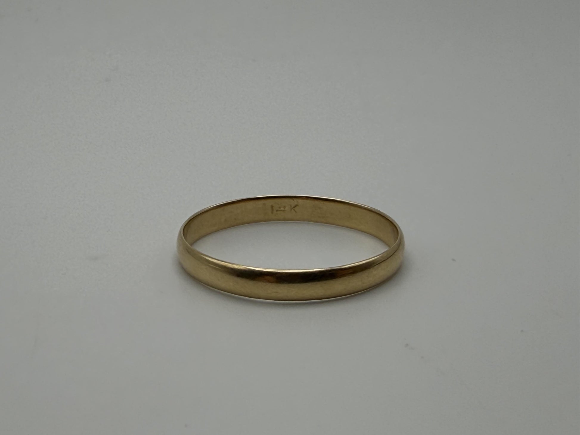 14k Yellow Gold 3mm Wedding Band Comfort Fit Wedding Ring. Anniversary Band.
