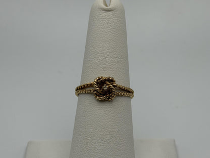 10k Yellow Gold Double Ring Cable Rope Knot Diamond Promise Ring.