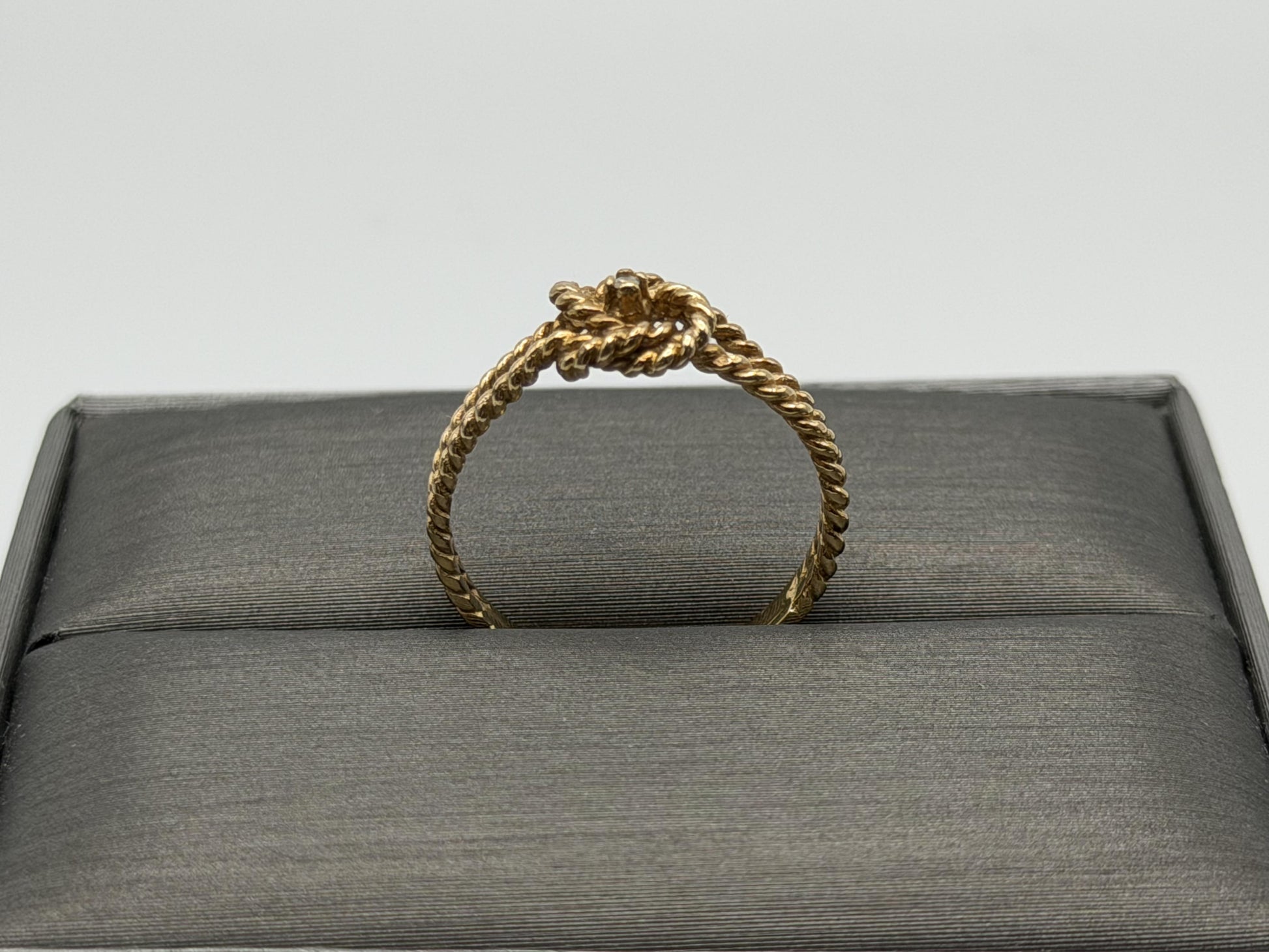 10k Yellow Gold Double Ring Cable Rope Knot Diamond Promise Ring.