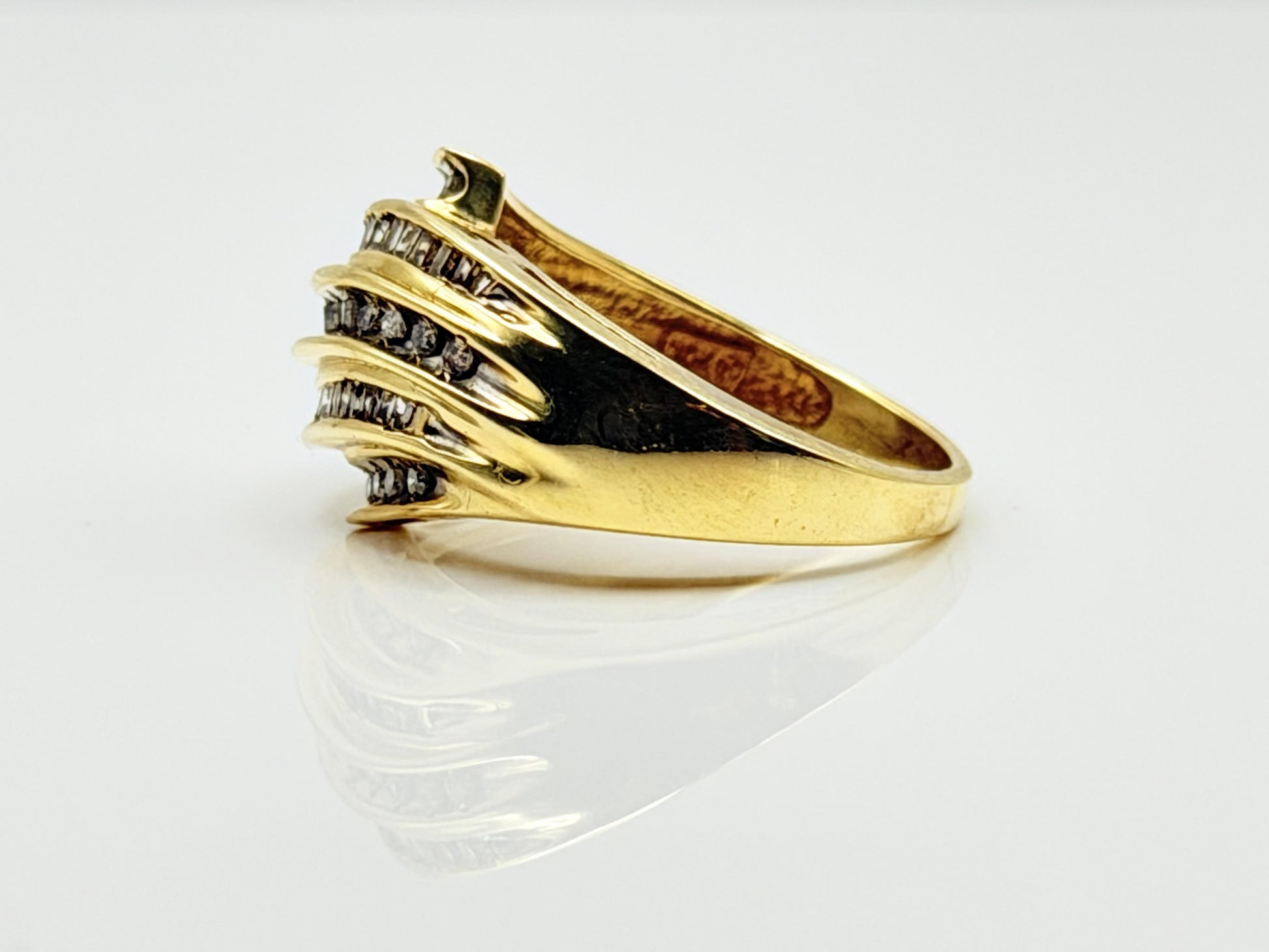 Vintage 10k Gold Diamond Cluster Cocktail Ring