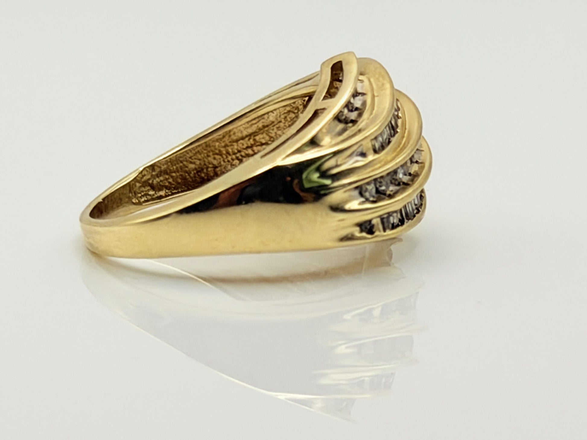 Vintage 10k Gold Diamond Cluster Cocktail Ring