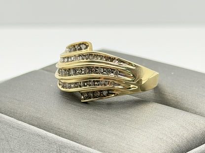 Vintage 10k Gold Diamond Cluster Cocktail Ring