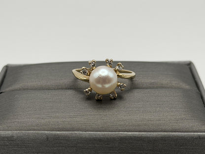 14k Pearl and Diamond Yellow Gold Cluster Ring. Flower Cocktail Ring. Statement
