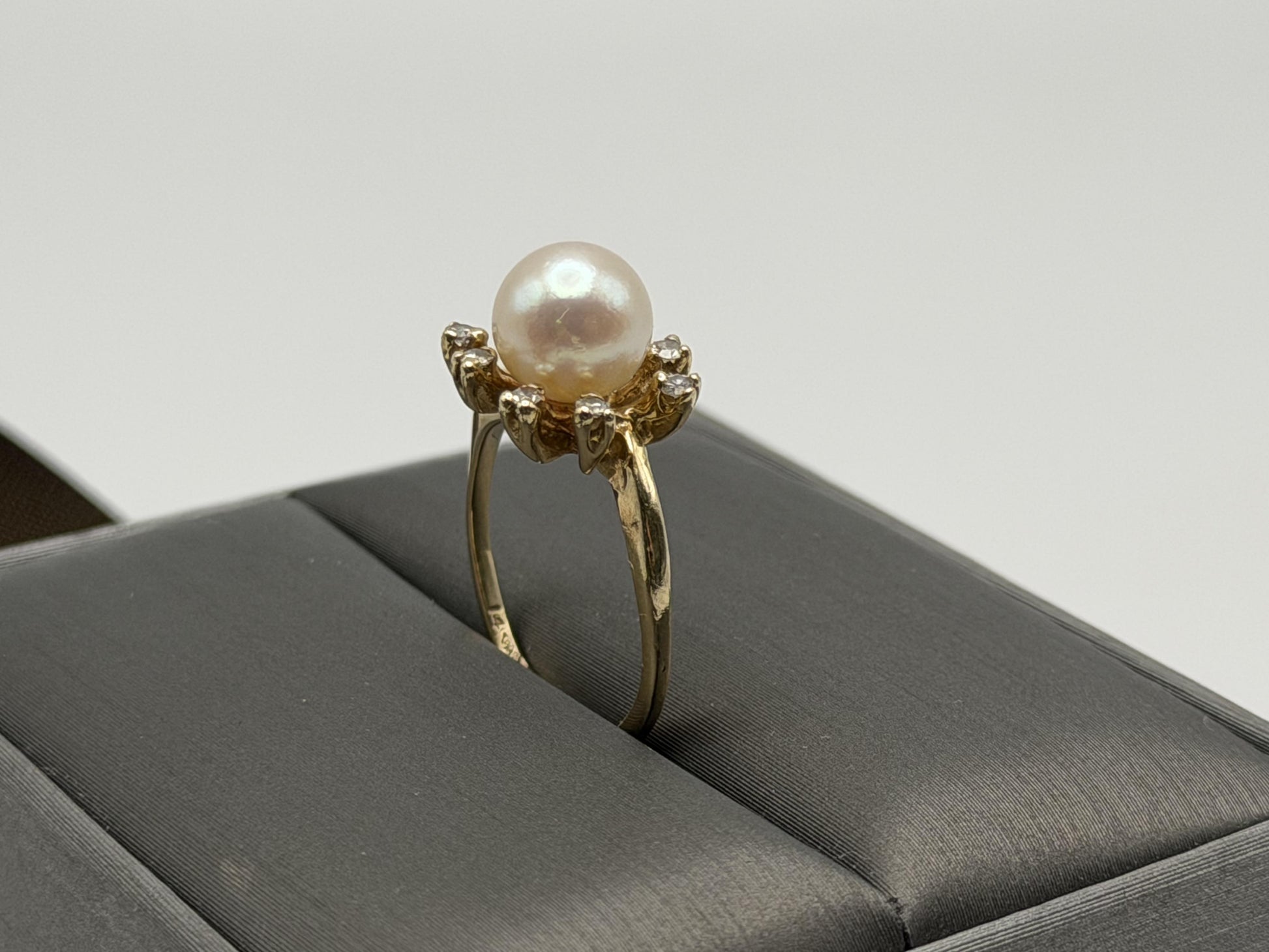 14k Pearl and Diamond Yellow Gold Cluster Ring. Flower Cocktail Ring. Statement