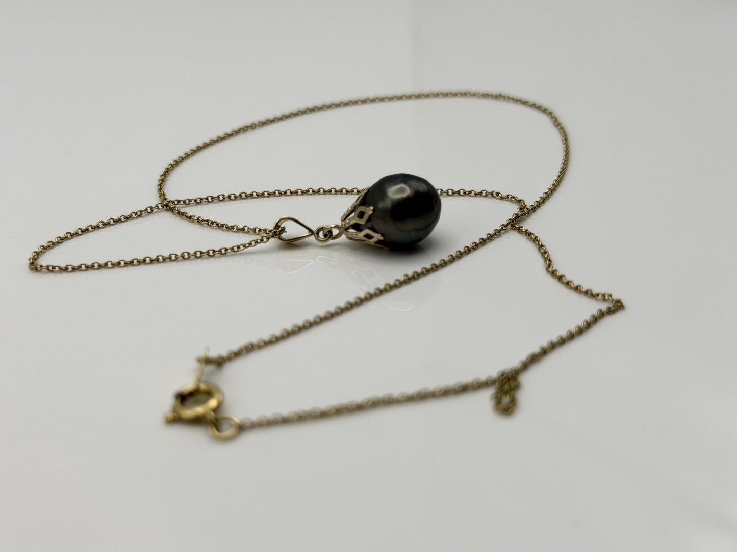 14K Gold Black Tahitian Pearl Necklace 9.8 mm Black Pearl Necklace Gold Chain
