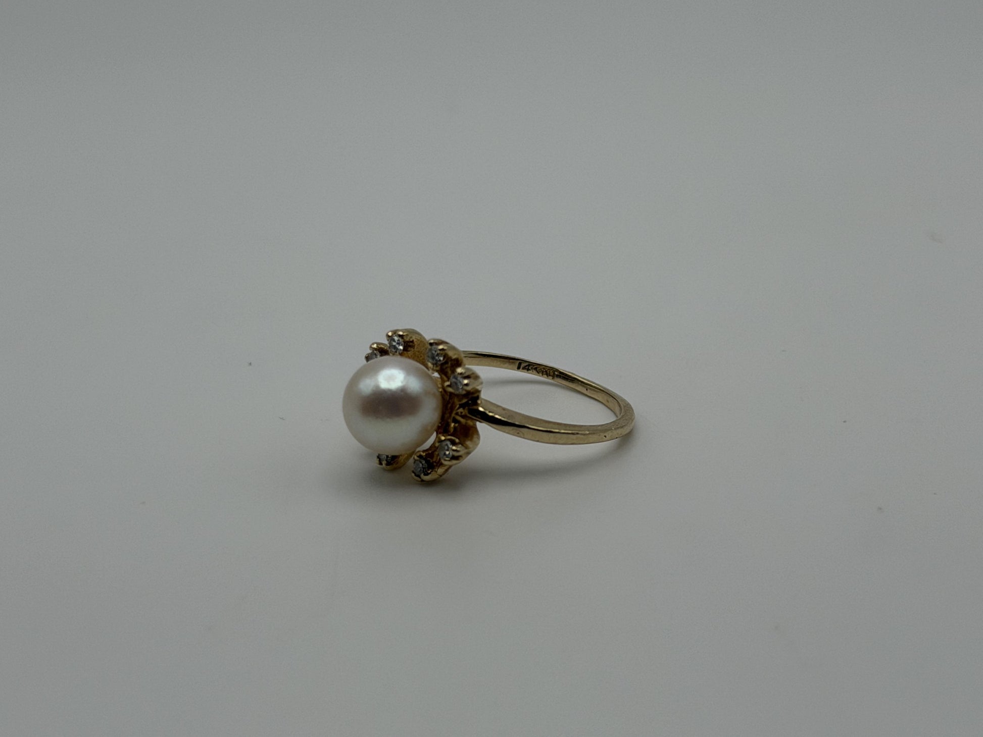 14k Pearl and Diamond Yellow Gold Cluster Ring. Flower Cocktail Ring. Statement